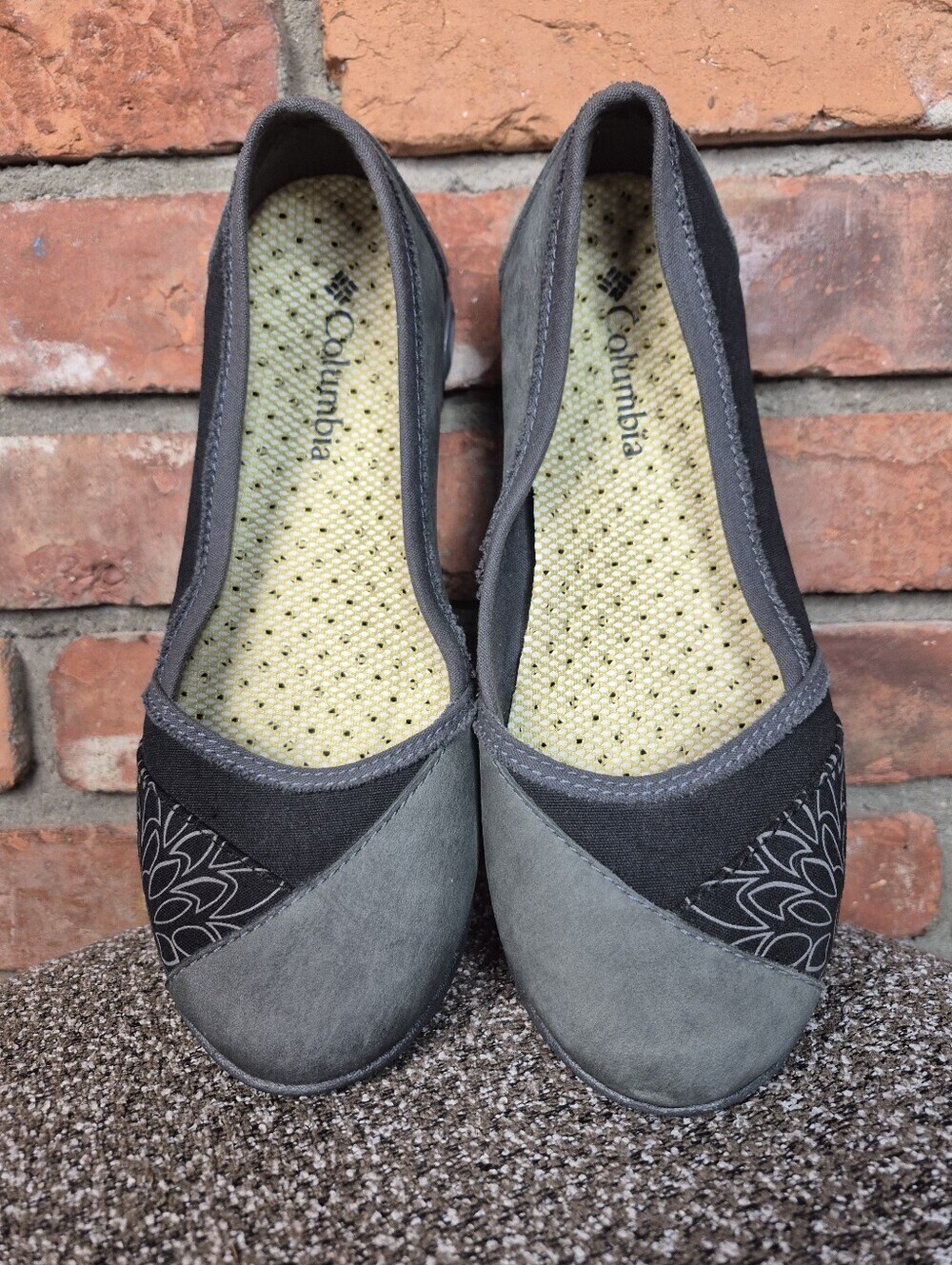 Columbia Omni-Grip Comfort Flats Slip On Shoes Grey Black Women’s 8